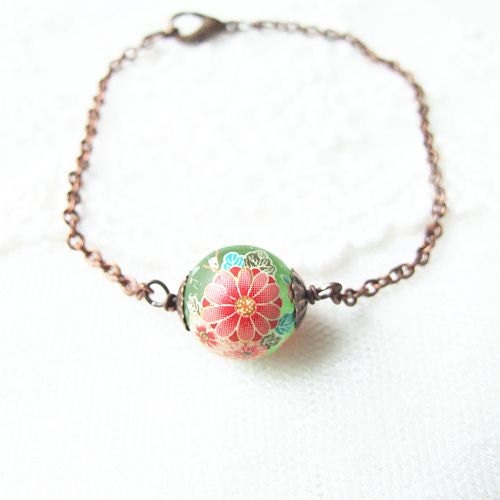 green meadow bracelet - delicate, romantic, minimalist, retro bracelet with adorable tensha bead