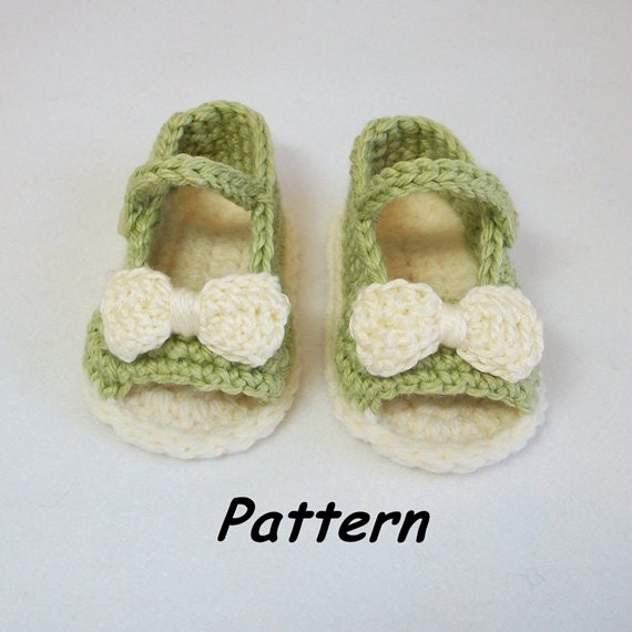 Instant Download to PDF CROCHET Pattern: New Open Toe Summer Baby Shoes w Optional Bow or Flower