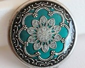 ON SALE Locket, Silver Locket,Green Locket,filigree locket necklace,photo locket , vintage locket,Wedding Necklace,bridesmaid necklace