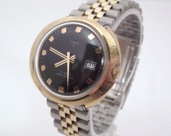 Space Age Vintage 1972 Gold Tone Timex 21 Jewel Manual Wind Retro Style Men's Watch W/Sweep Second Hand W/ Silver & Goldtone Bracelet Band