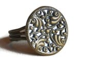 Antique Button Ring, filigree twinkle Victorian button