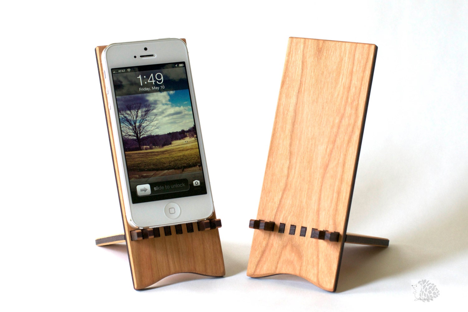 Natural Wood iPhone 4, 4s, 5 Stand