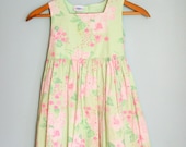 Vintage MINT FLORAL Girls Dress....size 5 6 girls....flower dress. kids. children. girls. mint green. pink. flower girl. spring. ruffles.