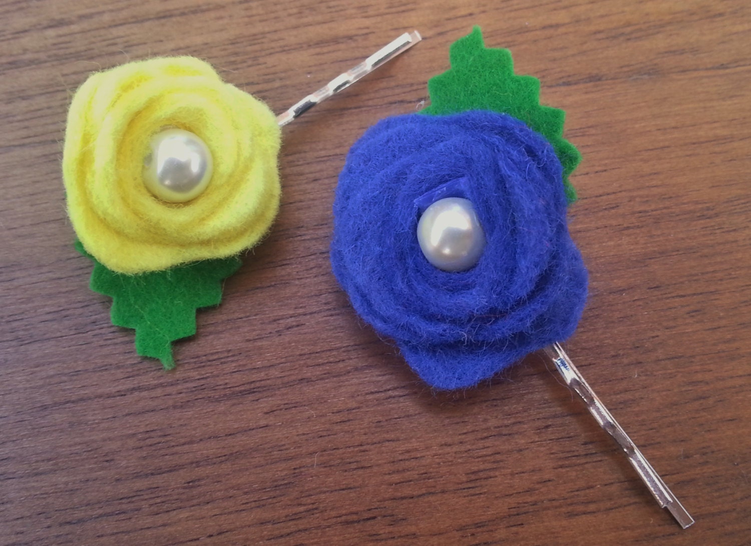2 Felt Flower bobby pins - Wool Felt Rose Hair Clips - baby - toddler - child - adult