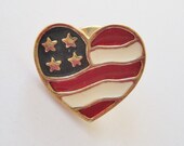 Vintage 1991 Traditional Kitsch Signed Avon Heart of America Gold Tone Red White Blue Enamel USA Flag Scatter Pin Brooch in Original Box