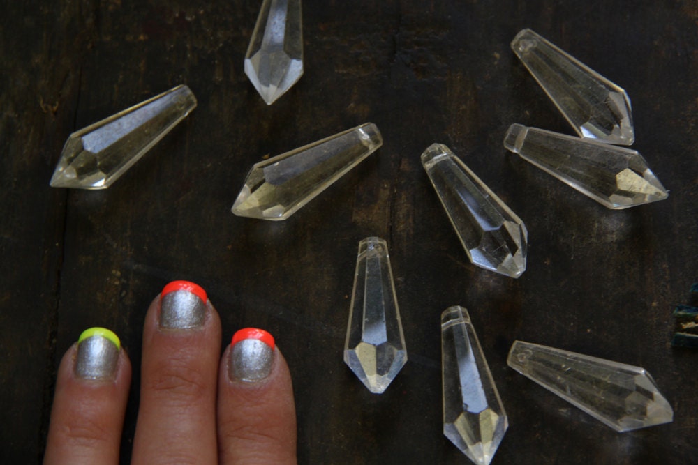 Vintage, Antique African Crystal Beads 13x37mm, 4 beads  / Boho Summer Festival Fashion, Jewelry Making Supplies