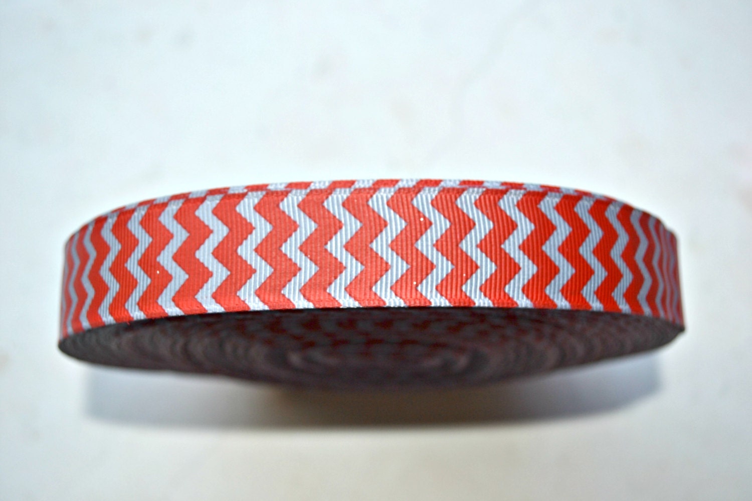 Red & silver chevron striped 7/8" grosgrain ribbon Il_570xn