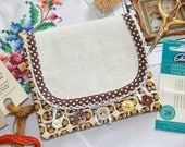 Linen Owls 16ct Aida Cross Stitch Stitchable Needle Book