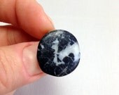 brooch with natural beach stone...unique texture..." ZEN " jewelry from sea pebbles...found on Cleopatra beach in Alanya/Turkey...
