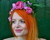 Floral headband or garland Fruits of the Forest. Three Coloured pink roses, sweet pea spray.