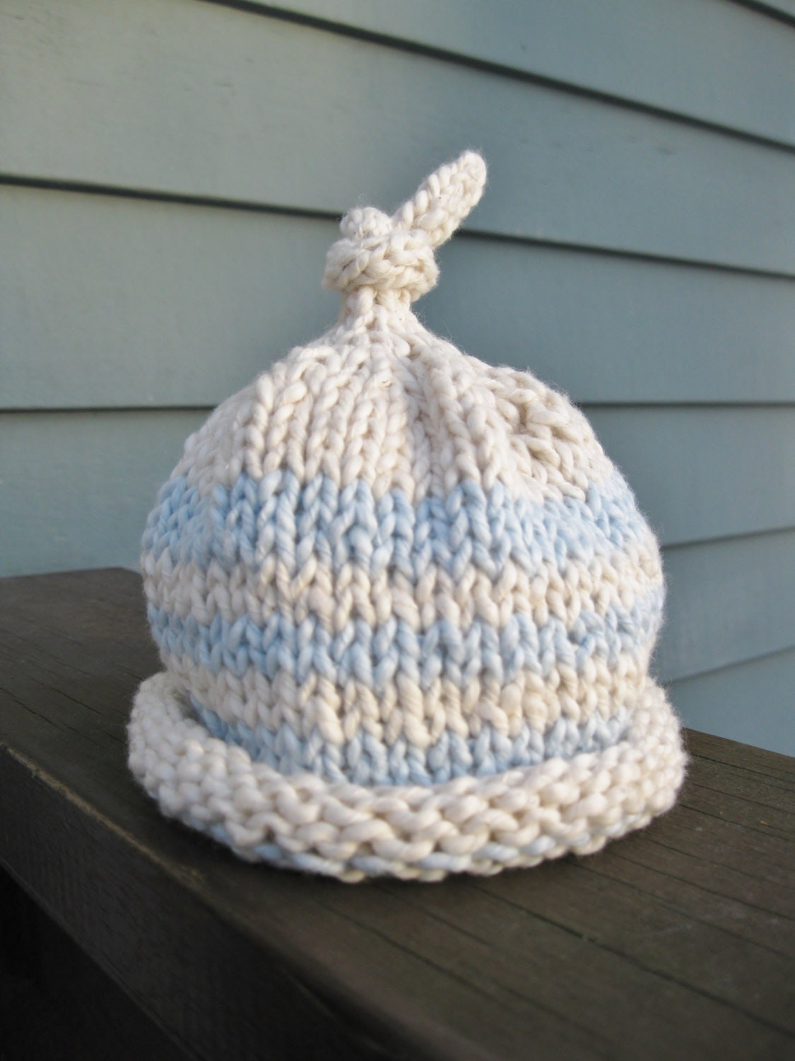 Cotton baby hat ivory blue
