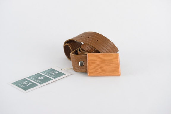 Leather belt and wooden buckle / wood belt buckle / man belt / woman belt ON SALE