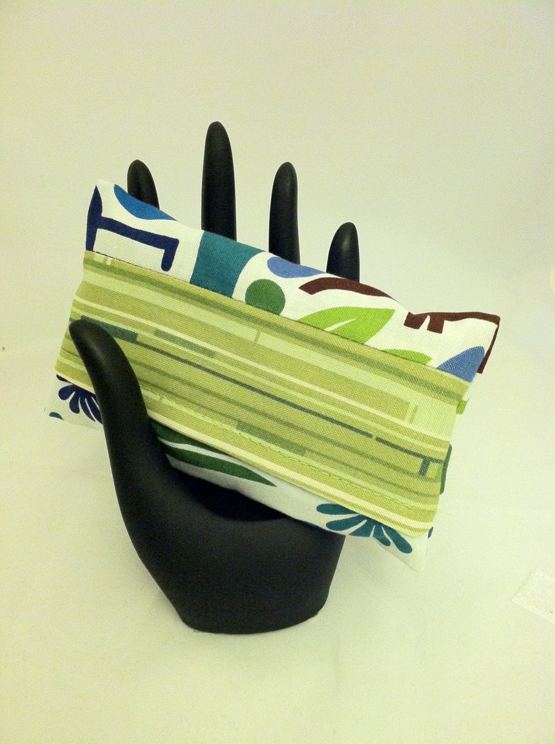 Tissue cozy little boy facial tissue pouch holder Zoo animals
