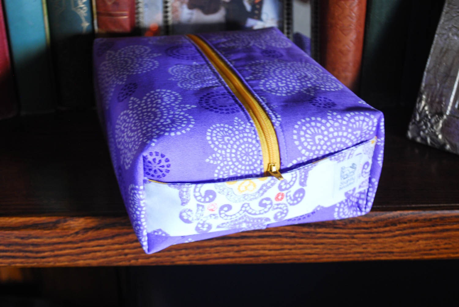Large boxy cosmetic bag - lilac