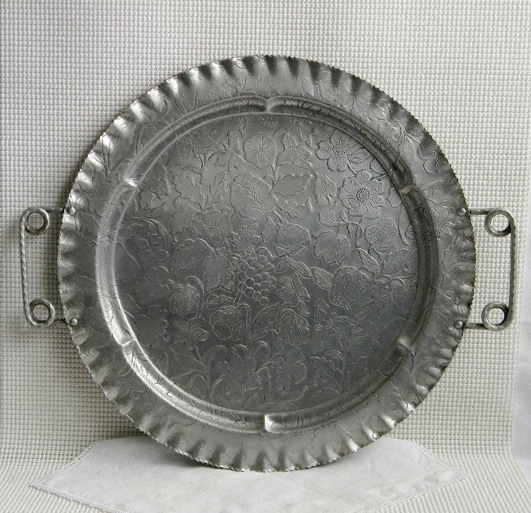 Midcentury Aluminum Tray - Vintage Aluminum Tray - Shabby and Chic Wedding Decor