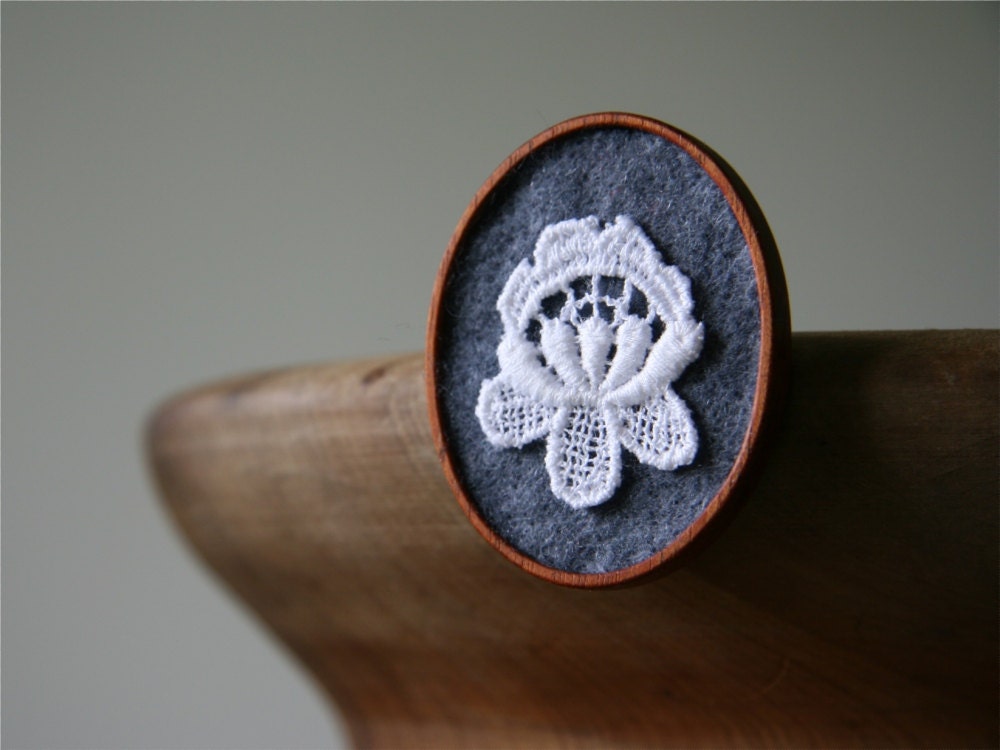 Crisp White Vintage Lace Flower on Slate Grey Felt Wooden Brooch, Lace and Mahogany Series