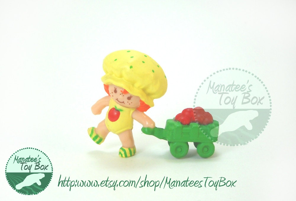 Strawberry Shortcake 1980s Toy Apple Dumplin Miniature