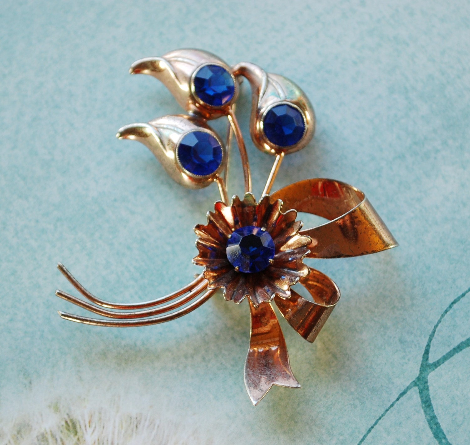 Vintage Flower Brooch / Pin, Sterling Silver Gilt Vermeil, Floral Bouquet, Gold Bow, PATINA, 1940s Retro WWII, Romantic Jewelry