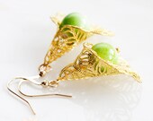 Calla Lily Flower Earrings Yellow Green Calla Lily Earrings Floral Dangle Earrings Calla Lily Jewelry - E248
