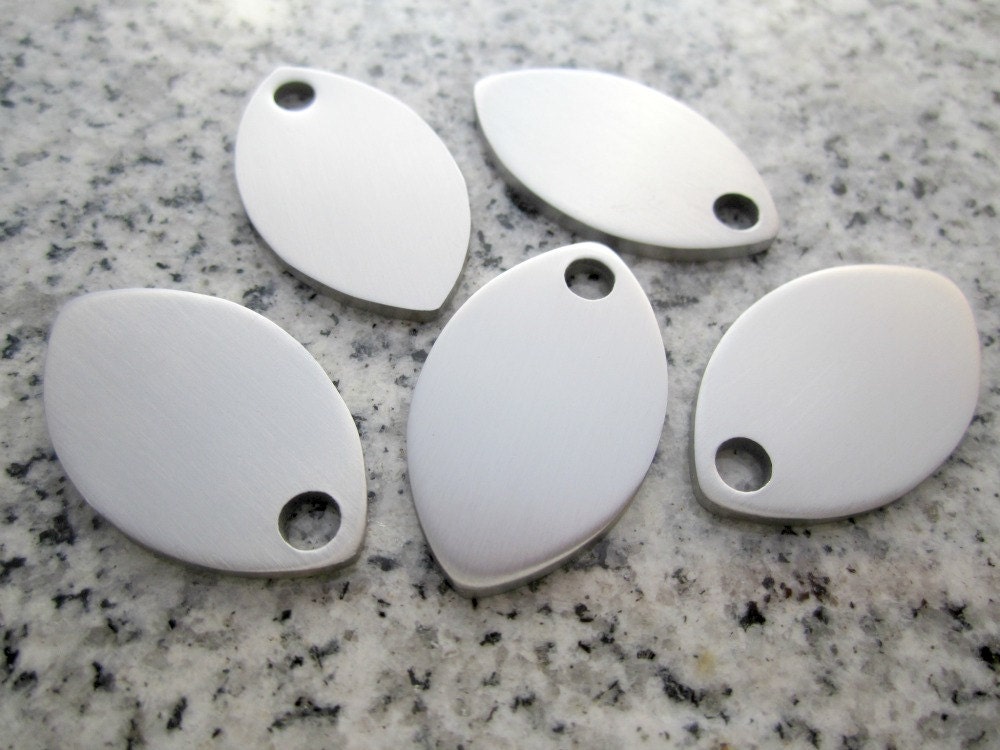 1 1/4" x 3/4" (32mm x 18mm) Football Stamping Blanks, 2mm Stainless Steel - Silver Alternative FB10-06H-2MM
