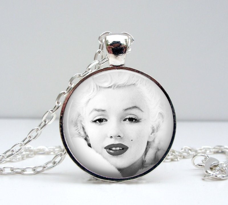 Marilyn Monroe Necklace Snow White Glass Picture Pendant Photo Pendant Handcrafted Jewelry by Lizabettas