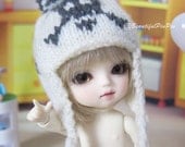 Hand Knitted skull hat for tiny doll No.002