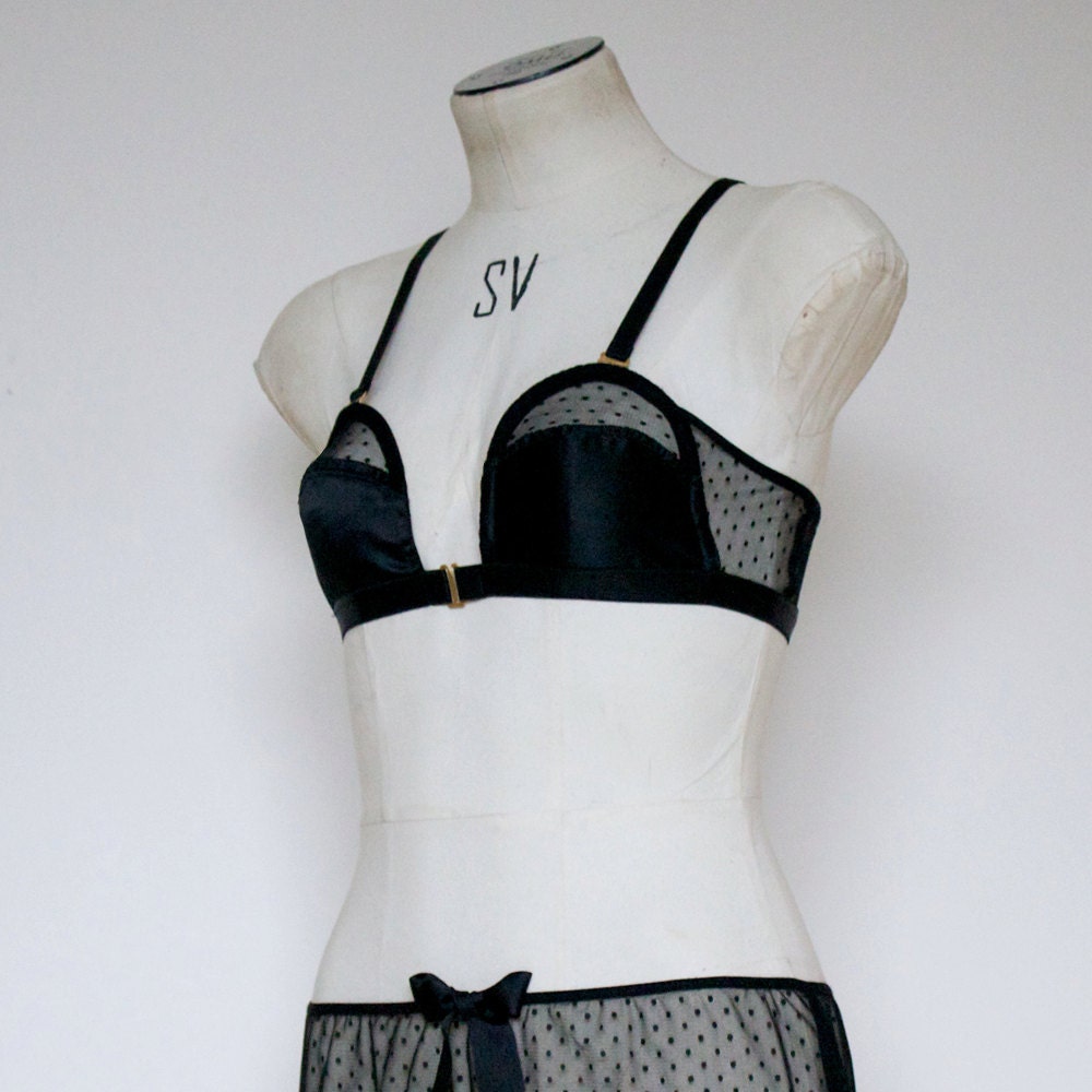 Overwire Bra with Front Closure
