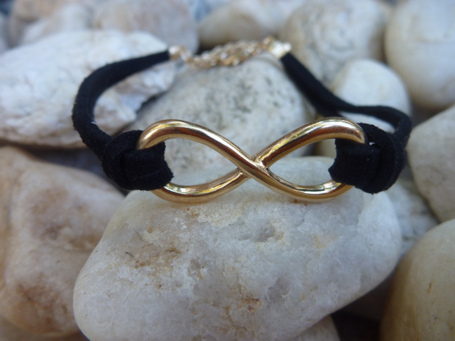 Charm Black Leather Bracelet.Unisex