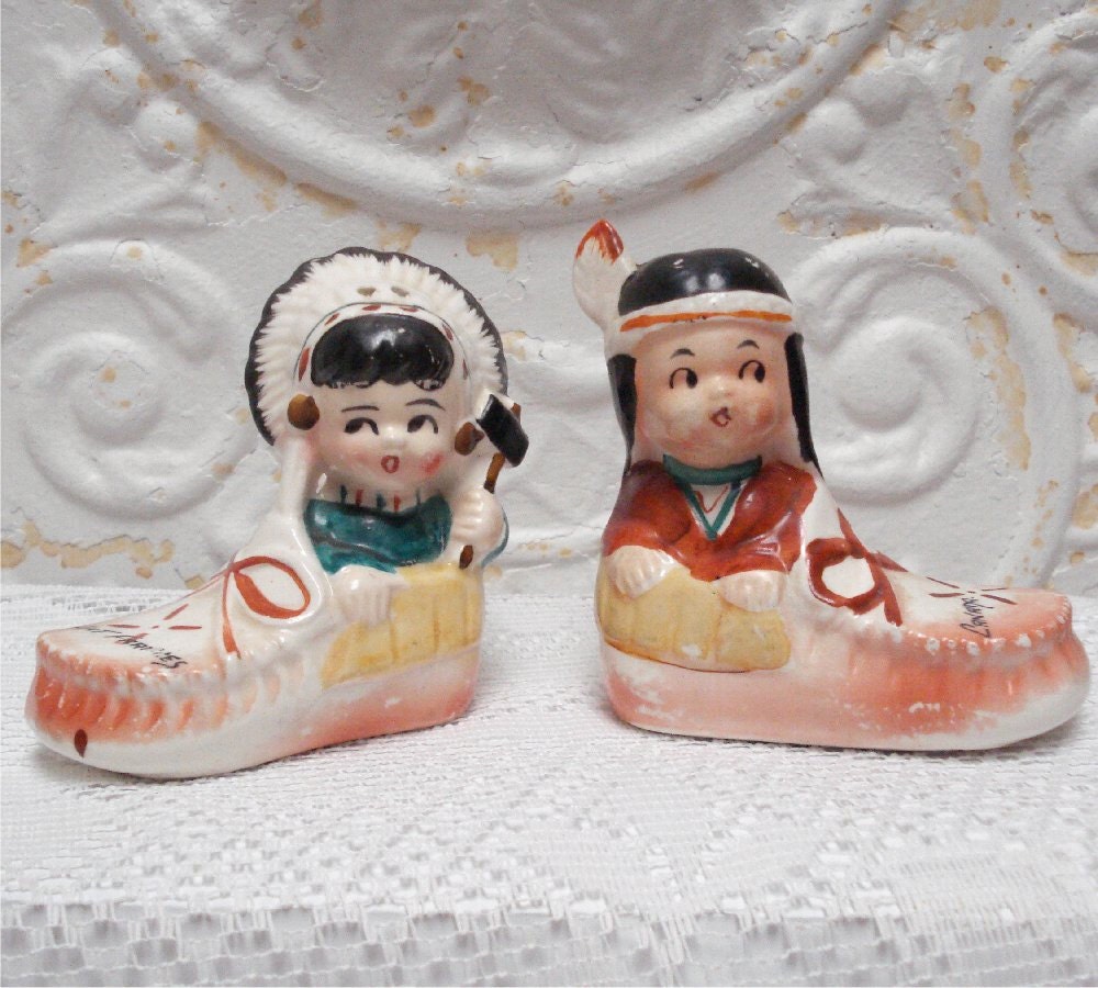 3" Indian Shakers In Moccasin Souvenir Canada