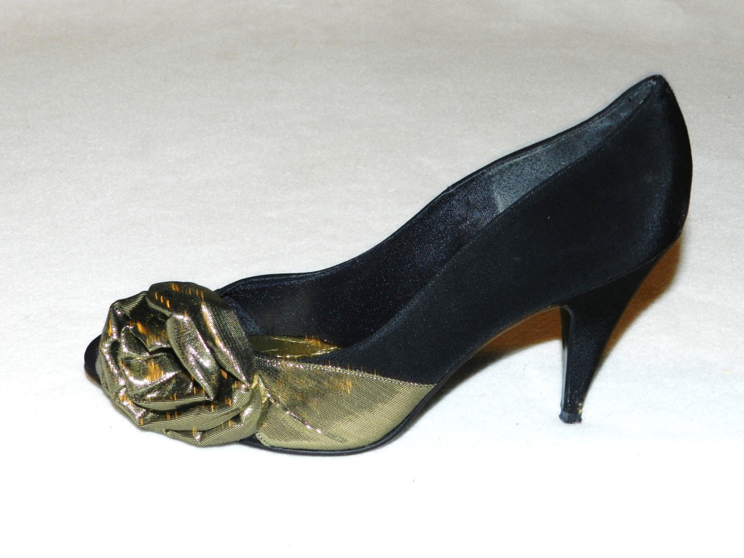 Vintage 80s Avant Garde Pumps - Size 7.5