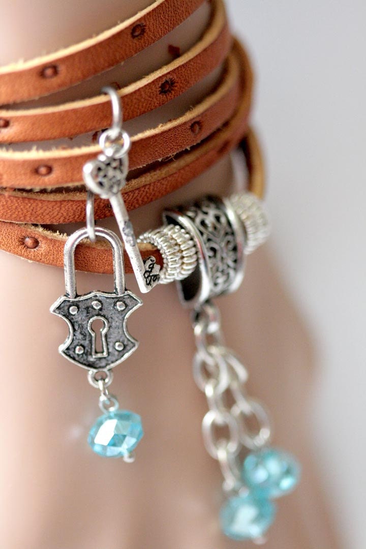 Leather Wrap Bracelet - Blue Key Ostrich