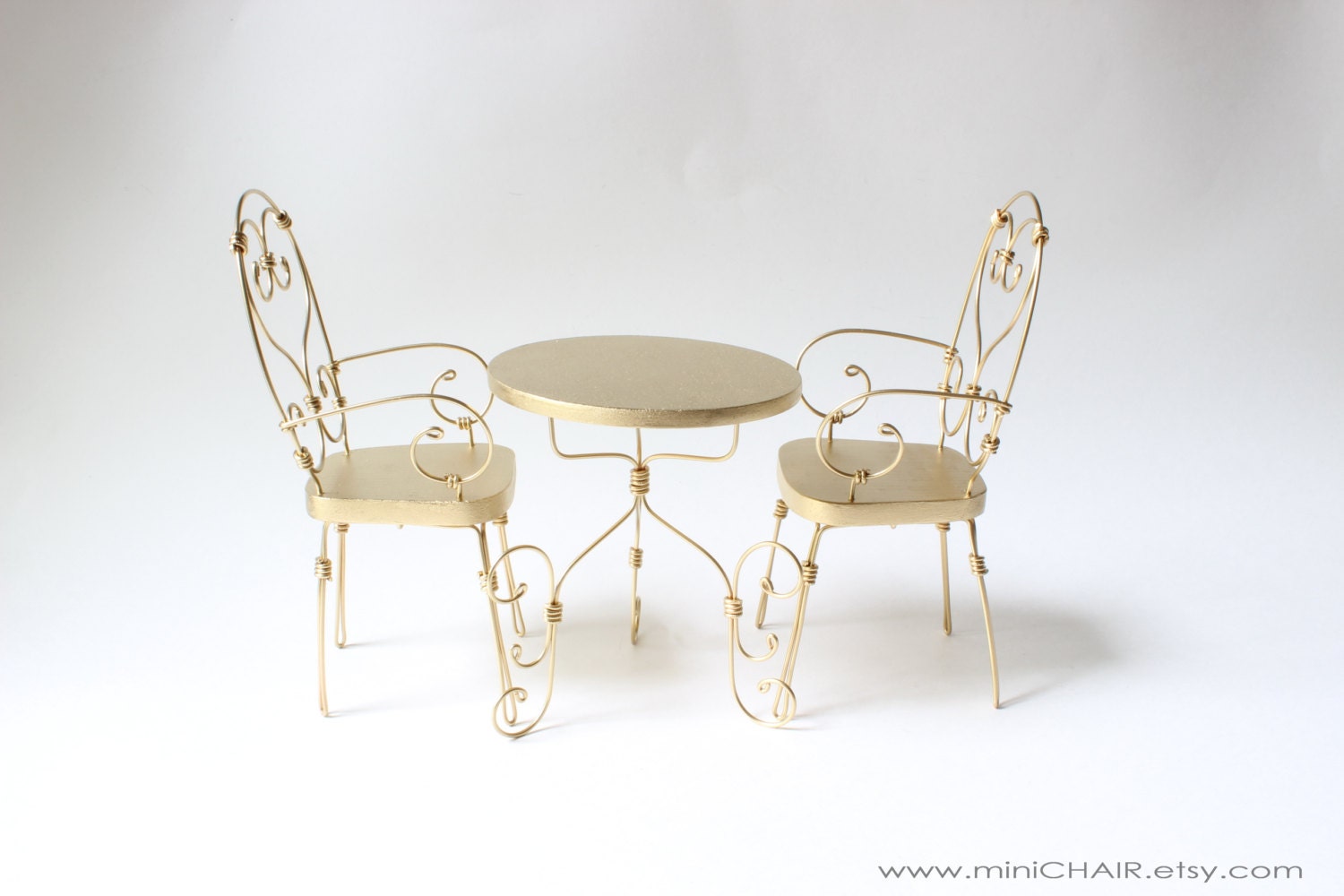 Miniature Doll Table and  Doll Chairs set in 1/6 scale (Blythe, Barbie, Bratz, Momoko). French style