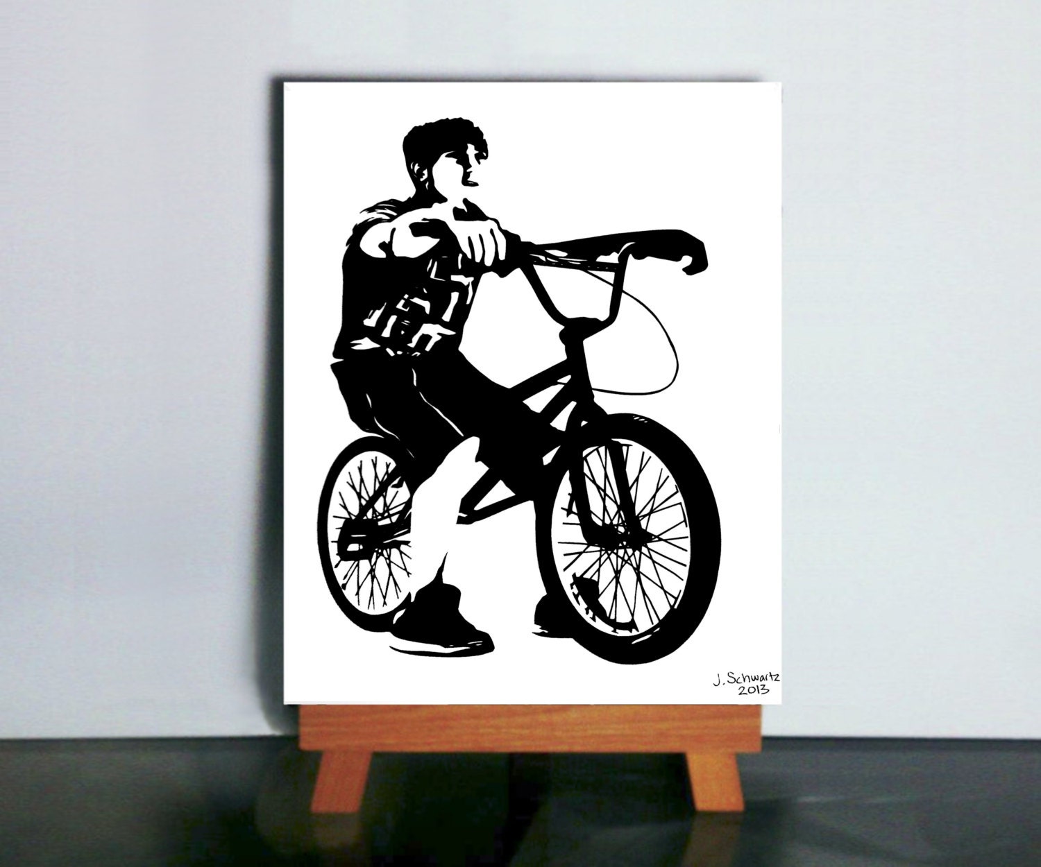 Bicycle Papercut, Detailed Paper Cutting Art
