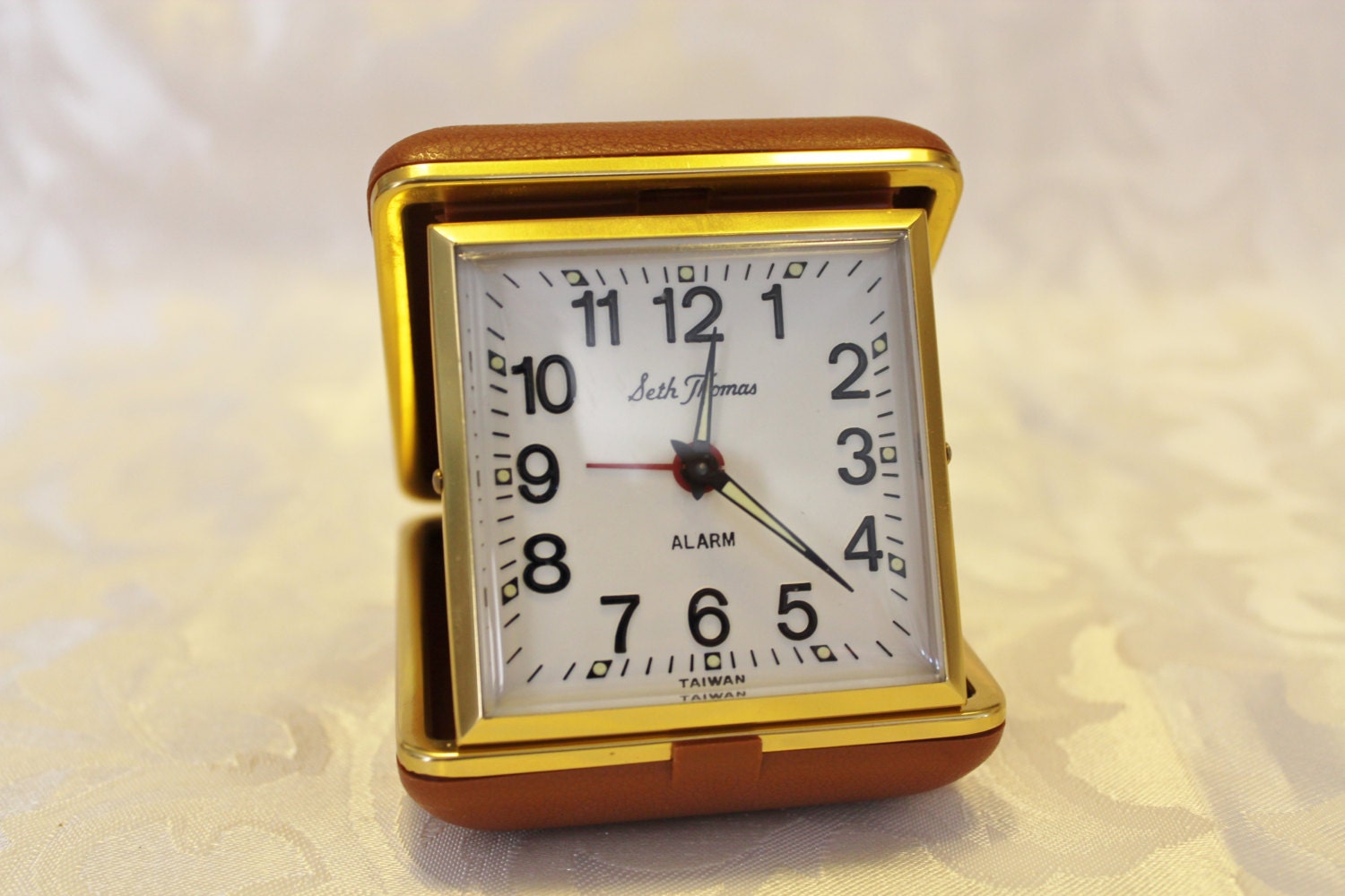 Vintage Seth Thomas Winding Travel Alarm Clock by losttreasures2u