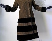 MOD Vintage 1960s 1970s Suede Leather Princess Coat Mad Men Style Plush Faux Fur 60s 70s Pimp Hippie Coat Nehru Collar Medium