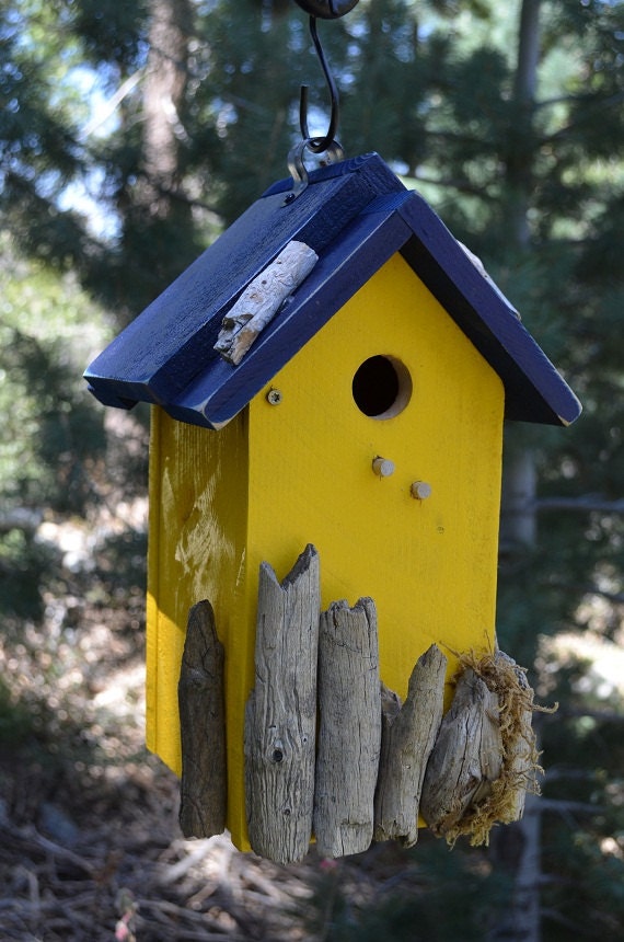 Birdhouse Handmade Wooden Outdoor Rustic Birdhouses Birdwatching Yard Garden Art Decorative Bird House Yellow Blue Free Shipping