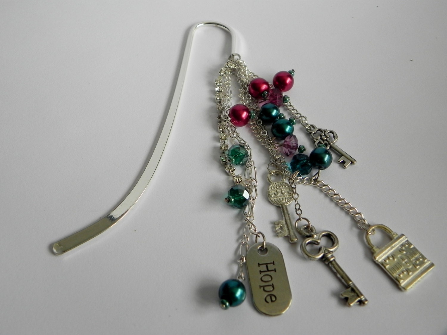 Beaded Bookmark Dazzler - Burgundy and Teal - Lock and Key Charm Theme - Hope Charm, Dazzler, Handmade, Books and Zines, Book Accessory