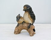 Handpainted Mother Bird and Chick Ceramic figurine, Warbler, Vintage woodland, Nature, Cottage chic, Wildlife, Rustic, Retro Pottery, Fly
