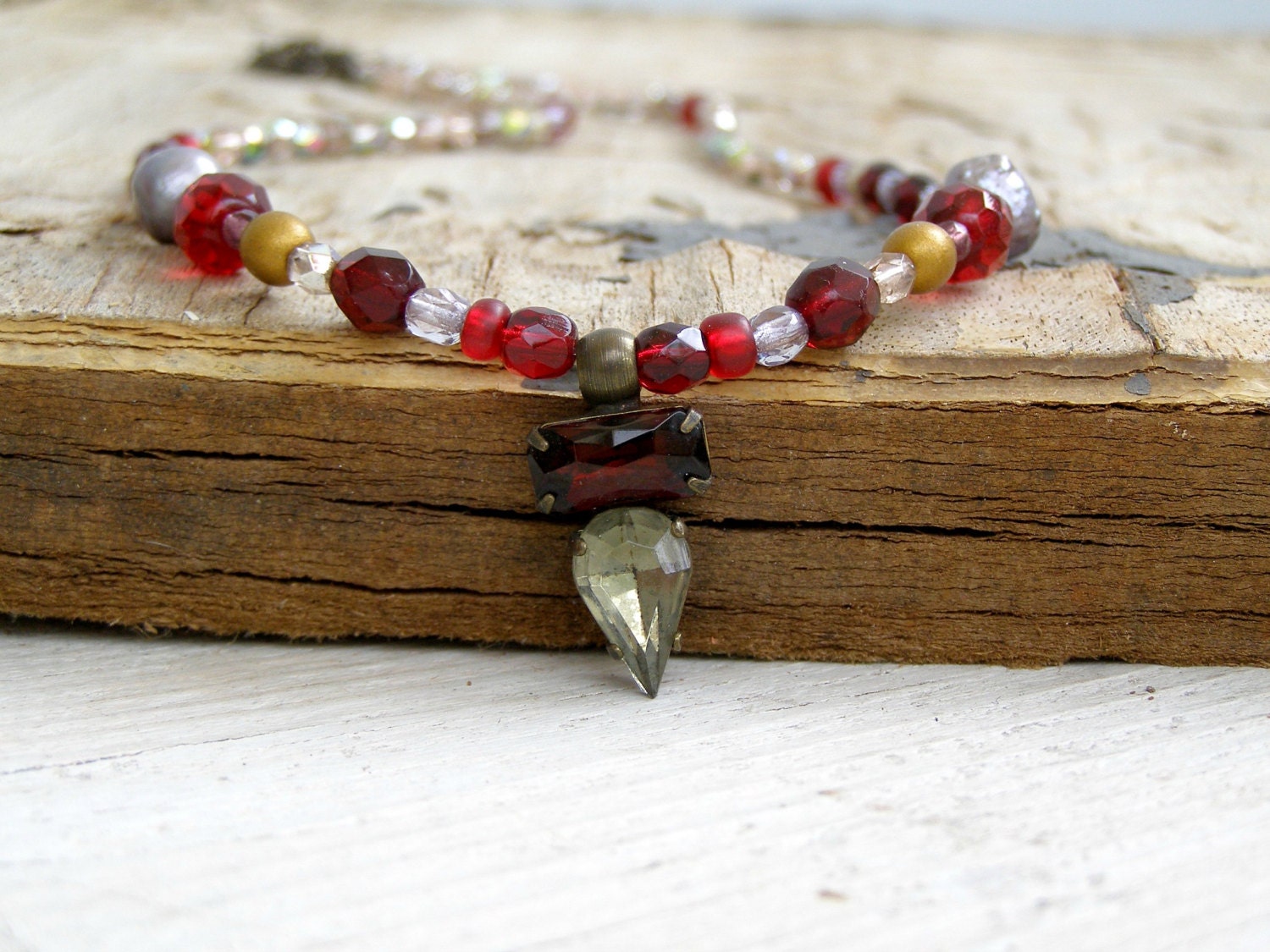 Boho 90s Drop Necklace, Red and gold Beads Necklace, Drop pendant Necklace, gift for girlfriend, gift for wife