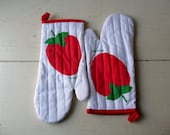 Vintage Marimekko Graphic Strawberry Oven Mitts