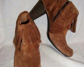Vintage Ladies Suede Leather Fringed Boots by Born Size 10 ONly 24 USD
