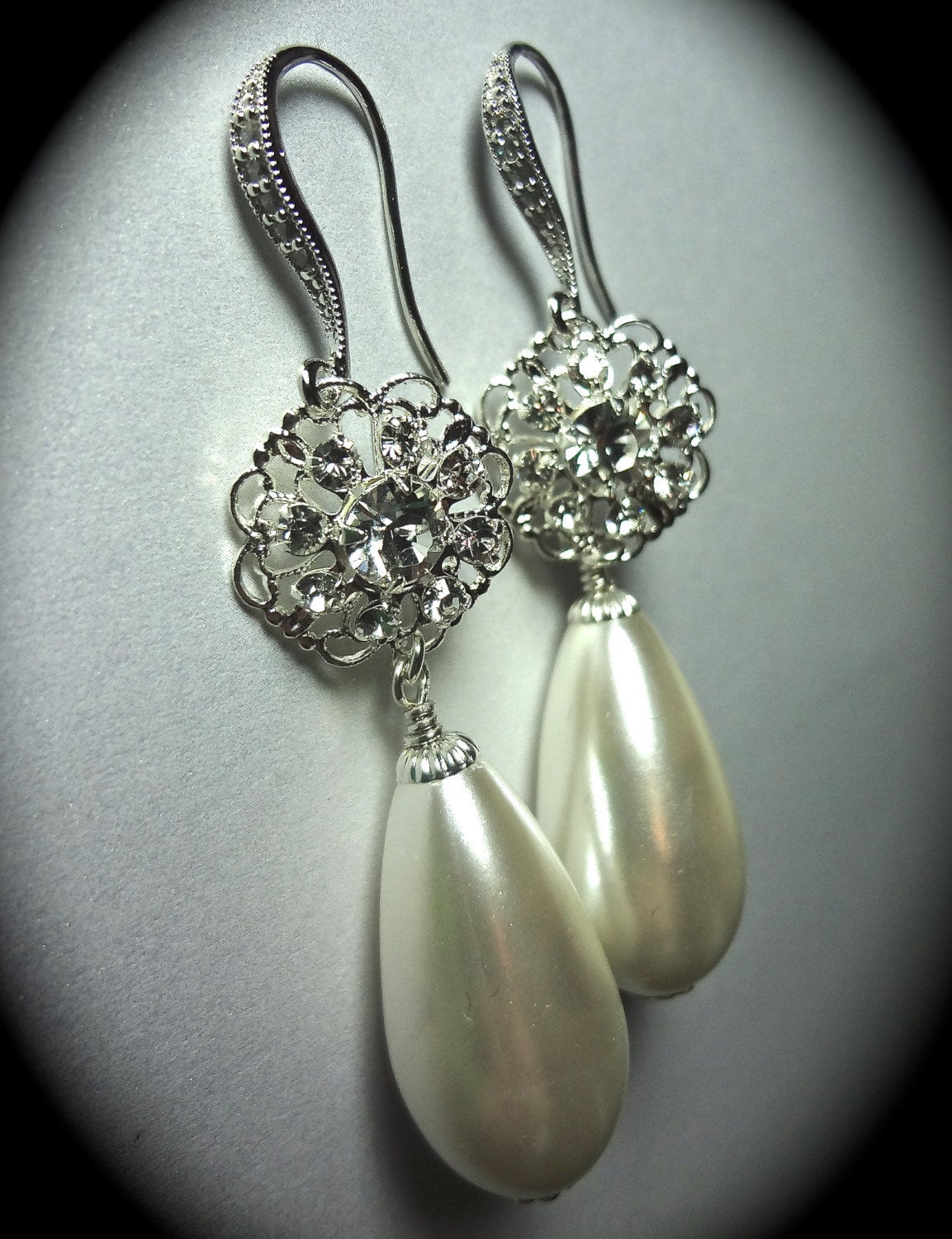 Pearl earrings - Large - Vintage - Pearl drop earrings - Ivory/cream - Swarovski Crystals - Sterling silver- Rich looking - Bridal jewelry -