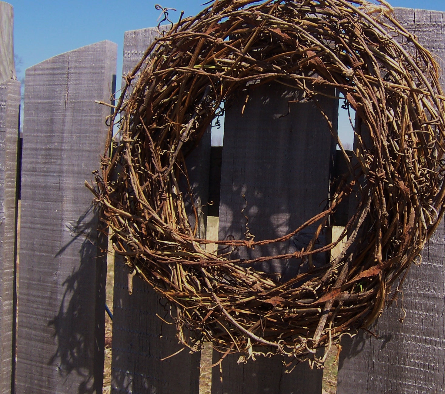 Barbed Wire Grapevine Wreath - Rusty Patina Farmhouse Country Decor Rustic Industrial, Rustic Garden