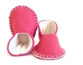 Mini High Tops - Baby Booties - New Baby Gift - Felt Slippers - Shoes - Pregnancy Announcement - 0-6 Months - Blanket Stitched - Dark Pink