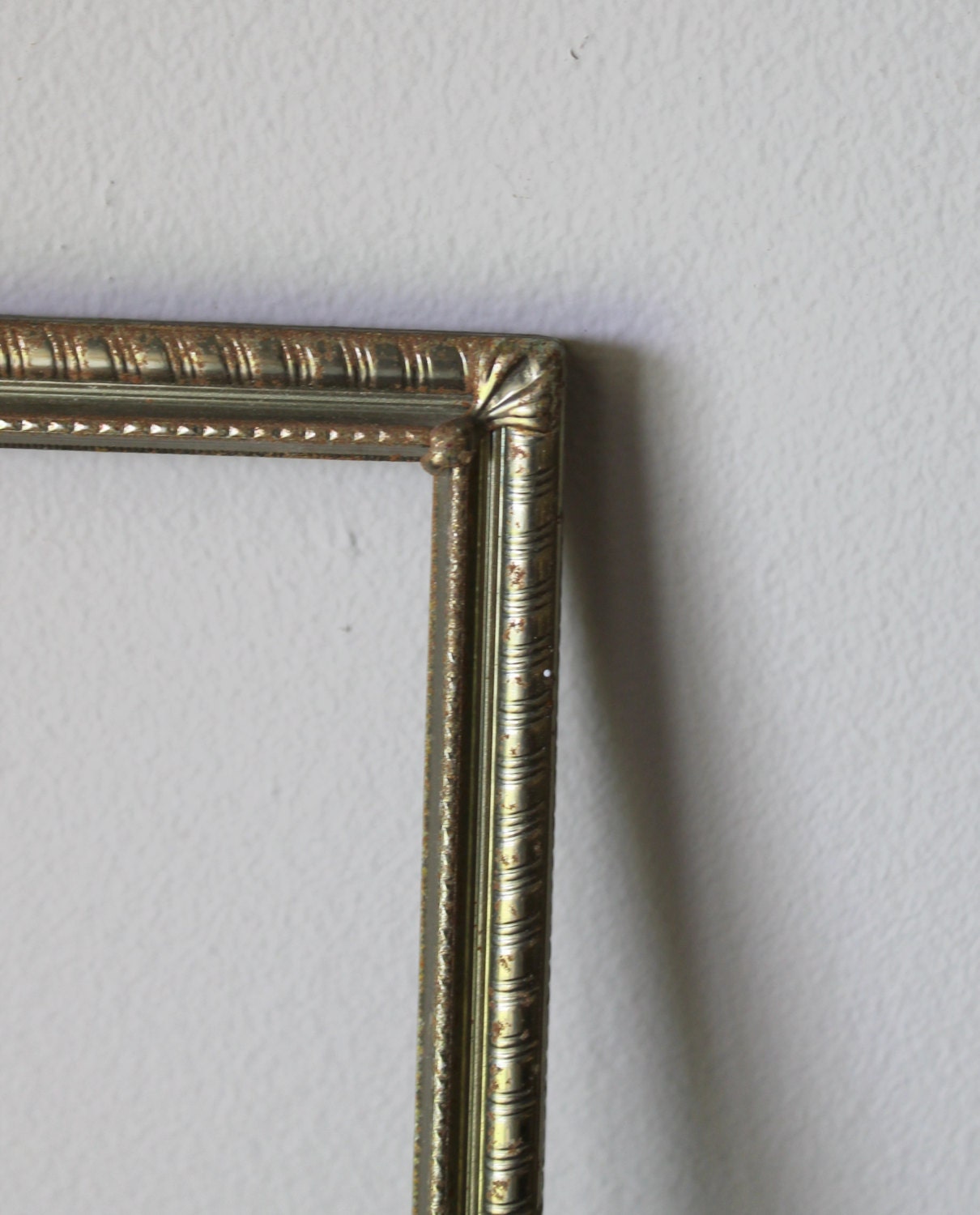 Vintage Brass Picture Frame Metal Gold Tone Photo Embossed Home Decor Wedding Table Setting 11 x 14 11x14