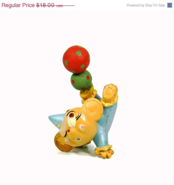 20% OFF SALE Rubber Circus Mouse, Vintage 1950s Lanco Acrobatic Rodent