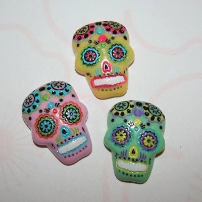 3 x Medium Sized Pastel Sugar Skulls Cabochon Flatbacks