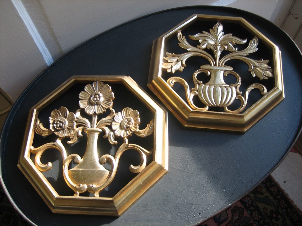 Syroco USA Gold Wall Hangings, Gilt Heavy Plastic Hexagon Stylized Floral Home Decor