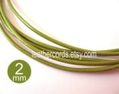 11 yards/10 meters/32,8 feet, round, natural leather cord, light green, 2 mm