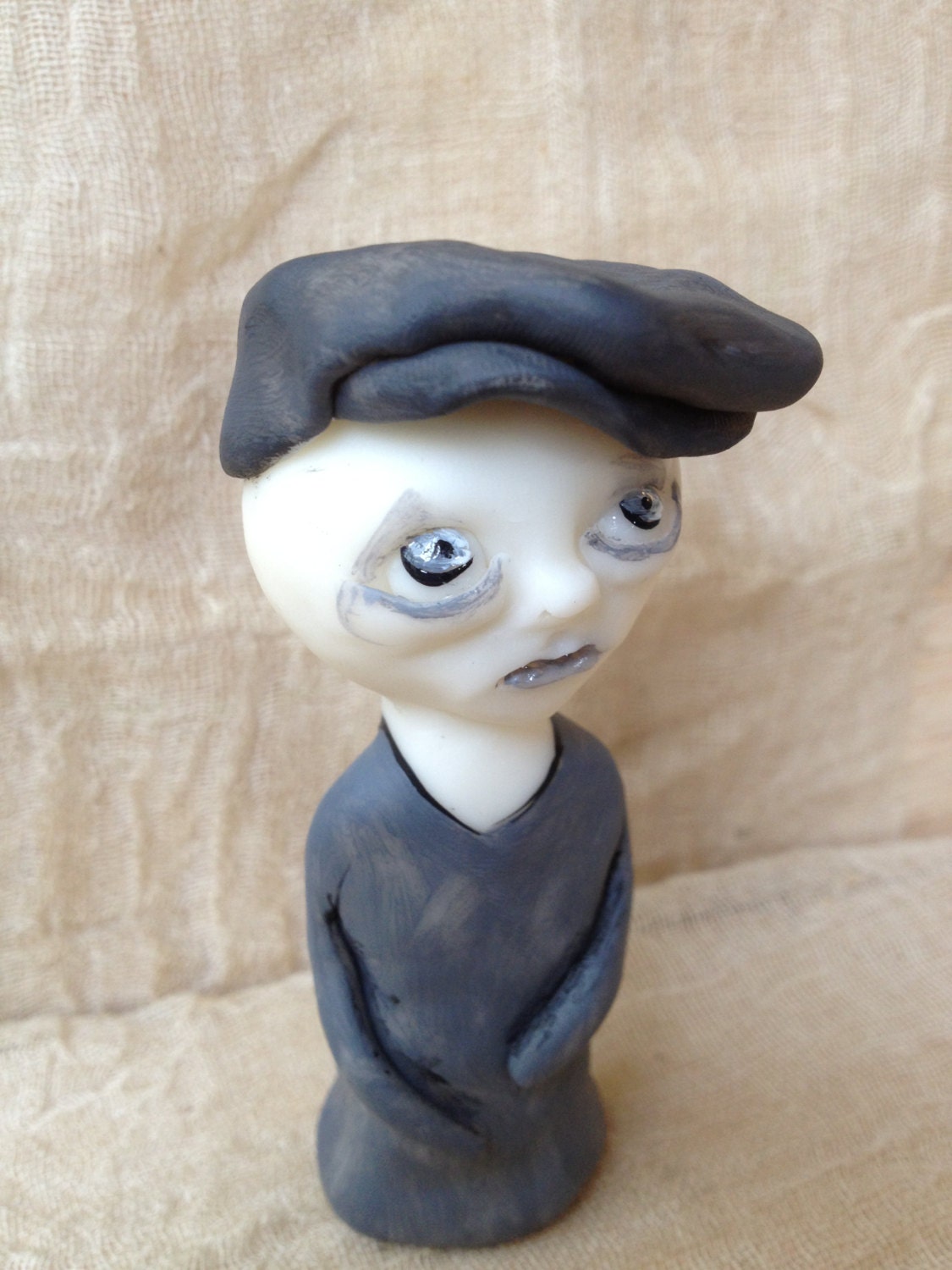 Little Doll Figurine Pageboy Turnkey